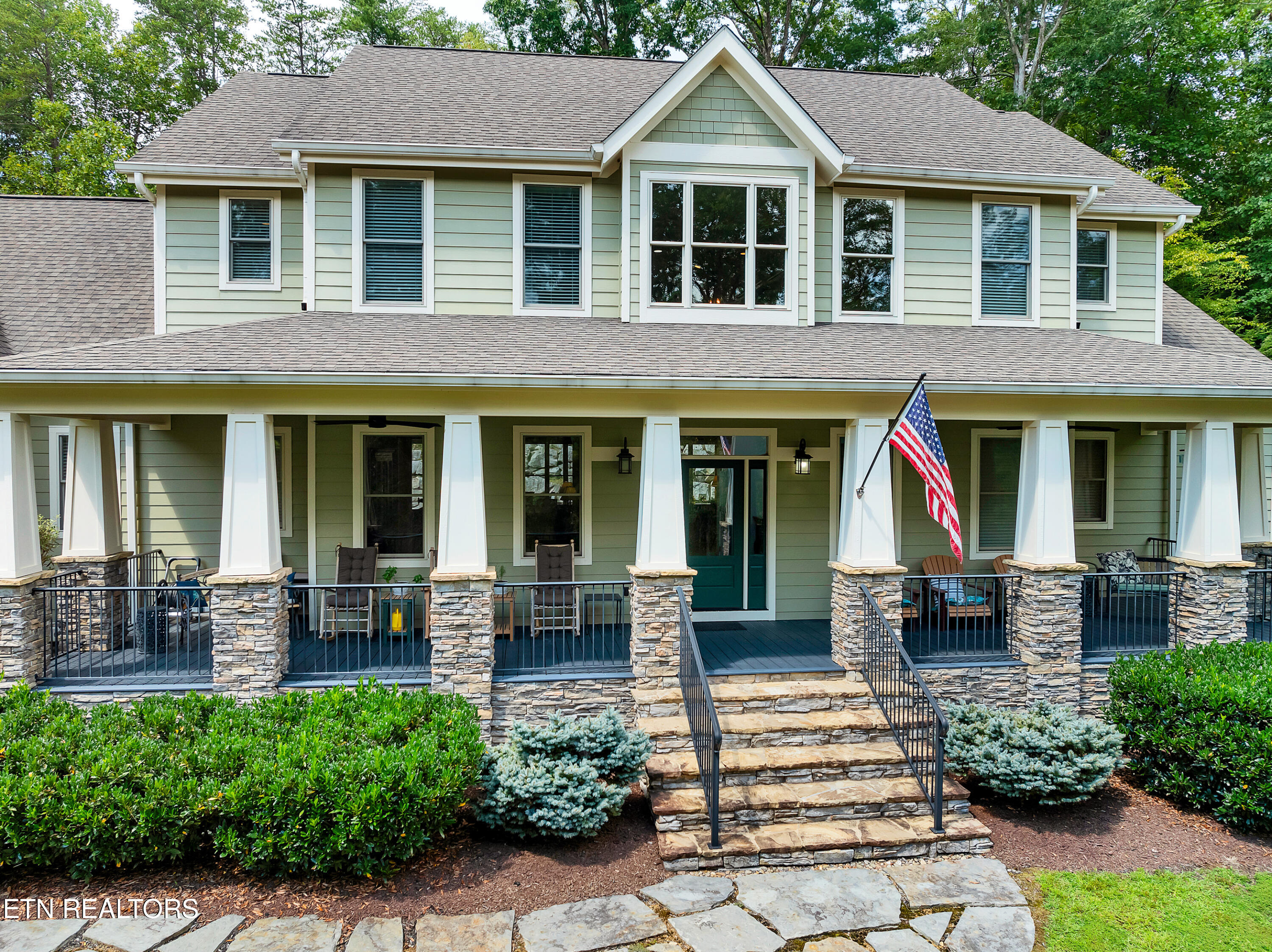 731 Hunters Run Rd