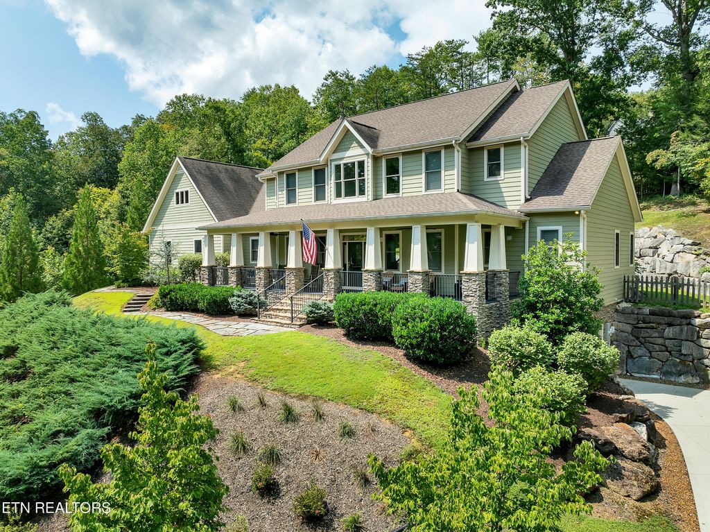Photo of 731 Hunters Run Rd, Townsend, TN 37882 (MLS # 1315353)