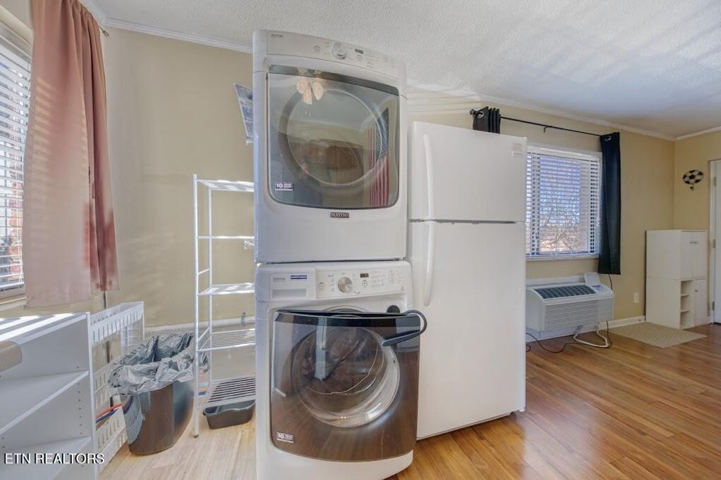 Photo of 2733 Jersey Avenue Ave #C303, Knoxville, TN 37919 (MLS # 1324768)