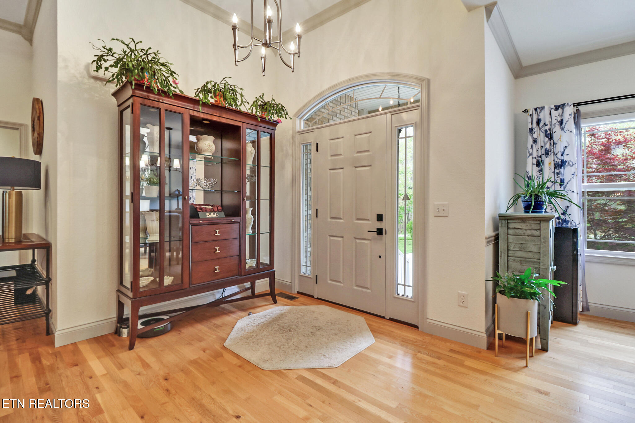 89 W Creek Drive