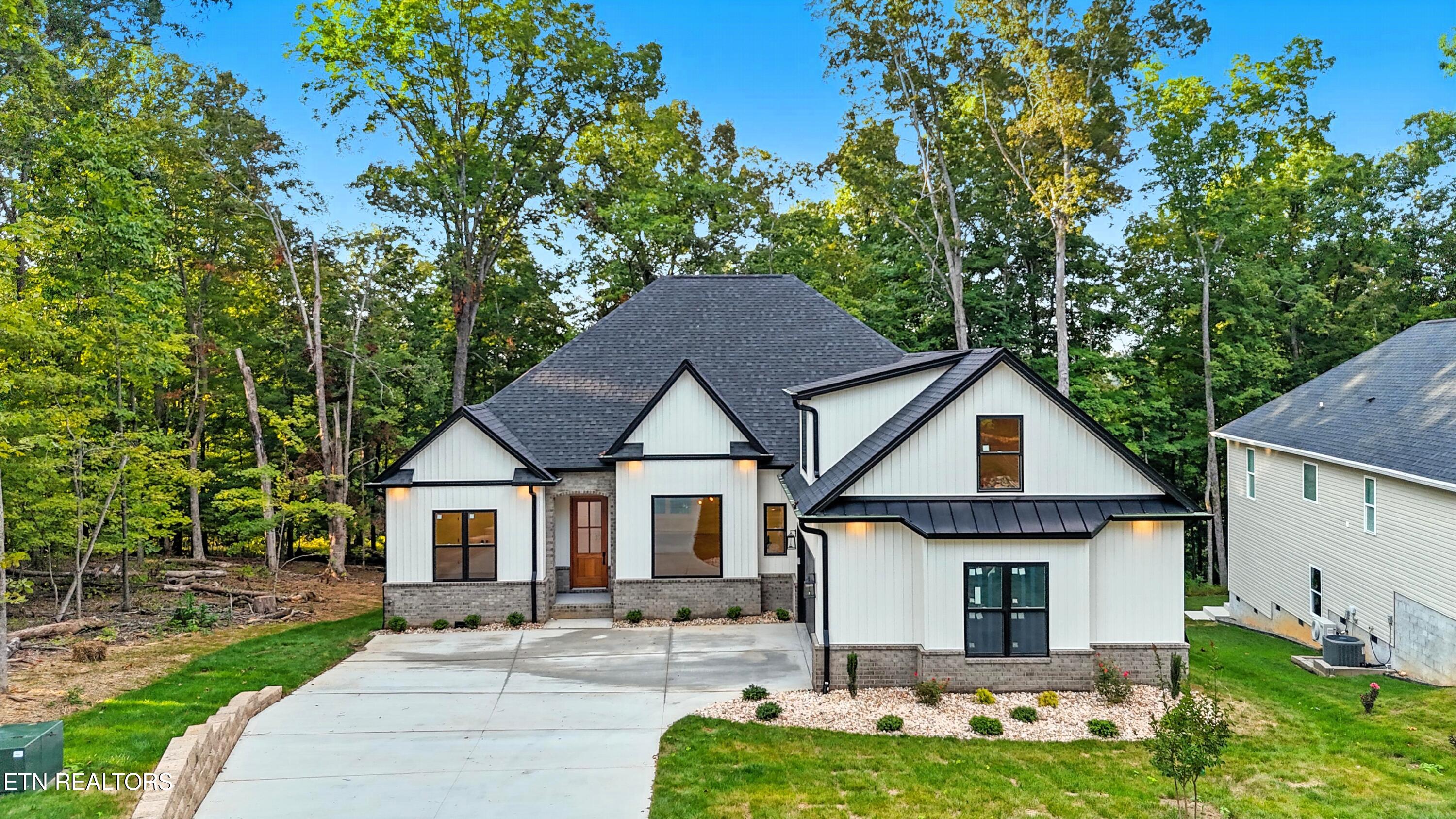 238 Gadusi Way