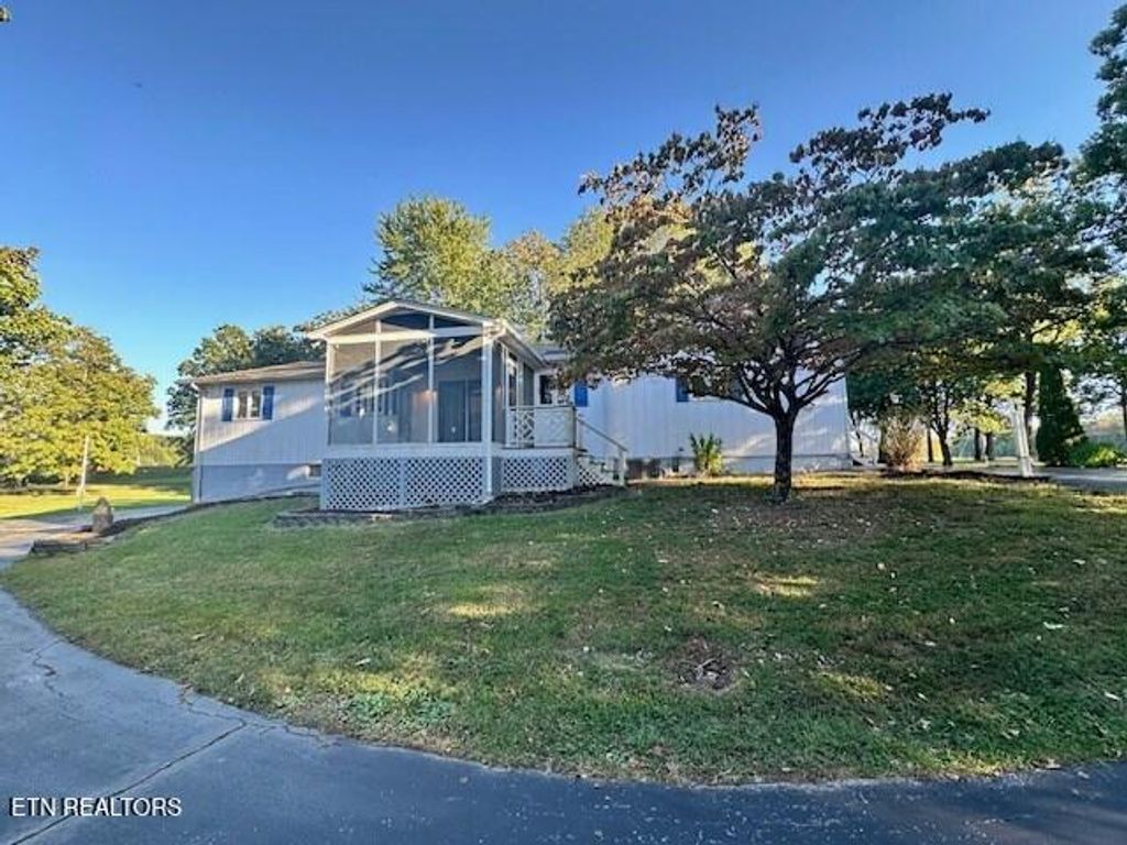 Photo of 5185 Crossville Hwy, Sparta, TN 38583 (MLS # 1338789)