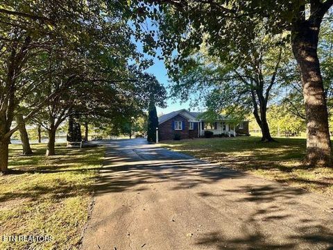 Photo of 5185 Crossville Hwy, Sparta, TN 38583 (MLS # 1338789)