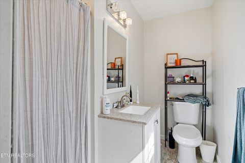 Tiny photo for 911 Coker Rd, Maryville, TN 37801 (MLS # 1341011)