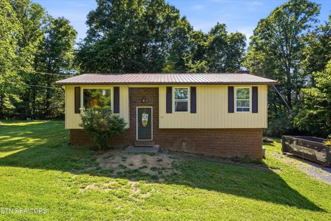 Tiny photo for 911 Coker Rd, Maryville, TN 37801 (MLS # 1341011)