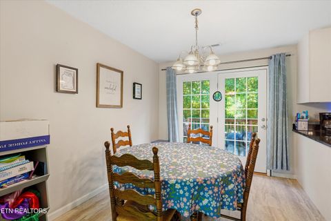 Tiny photo for 911 Coker Rd, Maryville, TN 37801 (MLS # 1341011)