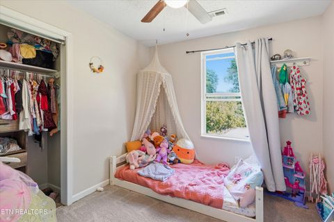 Tiny photo for 911 Coker Rd, Maryville, TN 37801 (MLS # 1341011)
