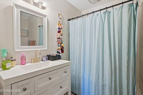 Tiny photo for 911 Coker Rd, Maryville, TN 37801 (MLS # 1341011)