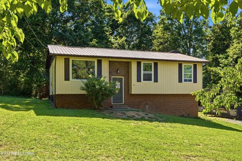 Photo of 911 Coker Rd, Maryville, TN 37801 (MLS # 1341011)