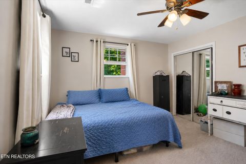 Tiny photo for 911 Coker Rd, Maryville, TN 37801 (MLS # 1341011)
