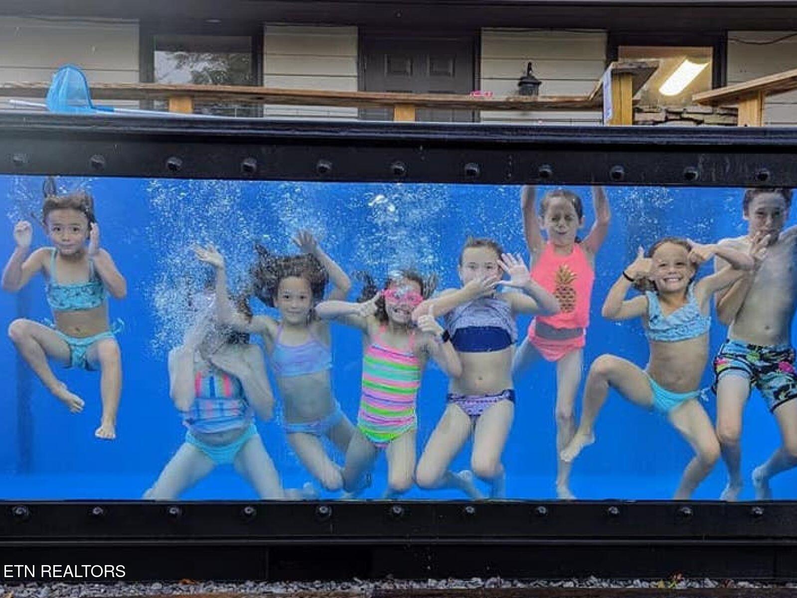 1252 Crestview Drive