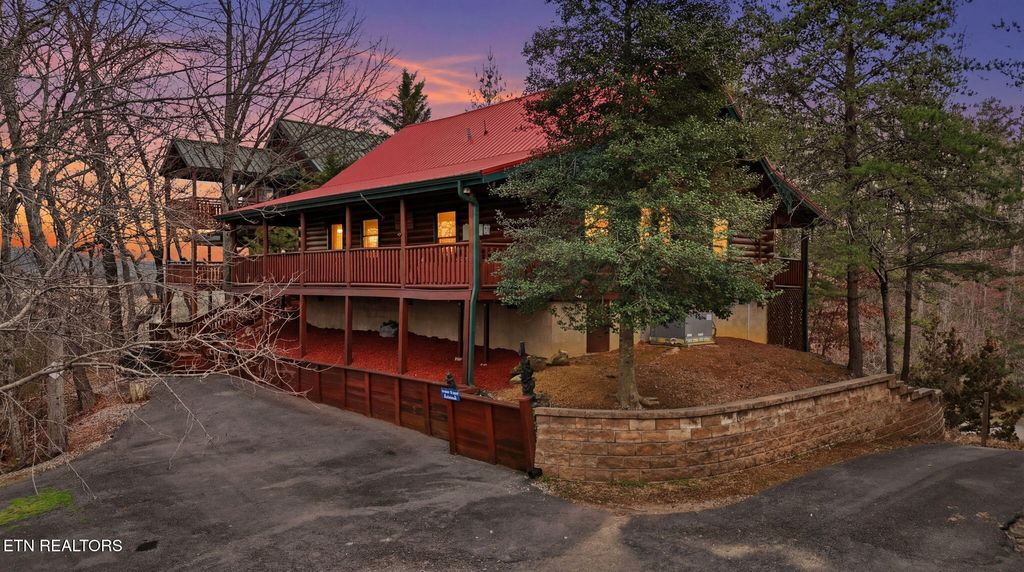 Photo of 3529 Peggy Lane, Pigeon Forge, TN 37863 (MLS # 1331572)