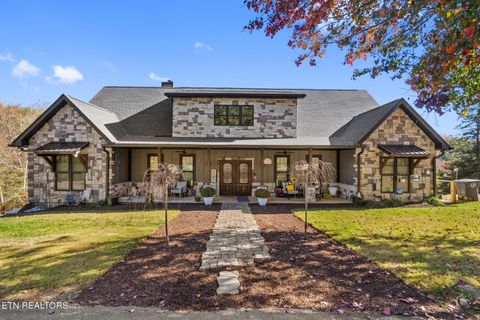 Photo of 975 Lake Smoky Rd, Sevierville, TN 37876 (MLS # 1322265)