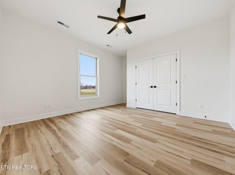 Tiny photo for 180 Kahite Greens Place, Vonore, TN 37885 (MLS # 1328537)