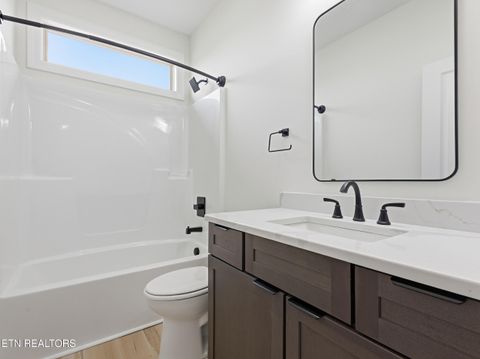 Tiny photo for 180 Kahite Greens Place, Vonore, TN 37885 (MLS # 1328537)