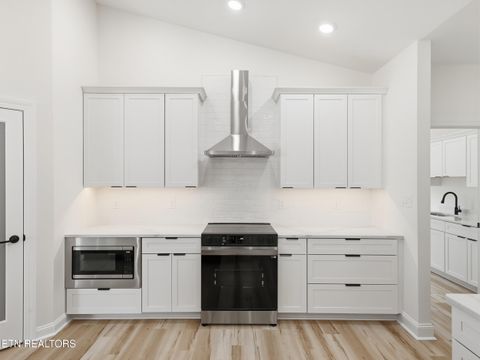 Tiny photo for 180 Kahite Greens Place, Vonore, TN 37885 (MLS # 1328537)