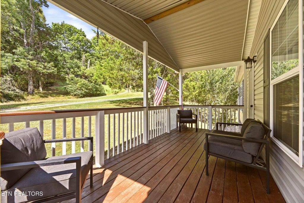 Photo of 3400 Williams Ferry Rd, Lenoir City, TN 37771 (MLS # 1355360)