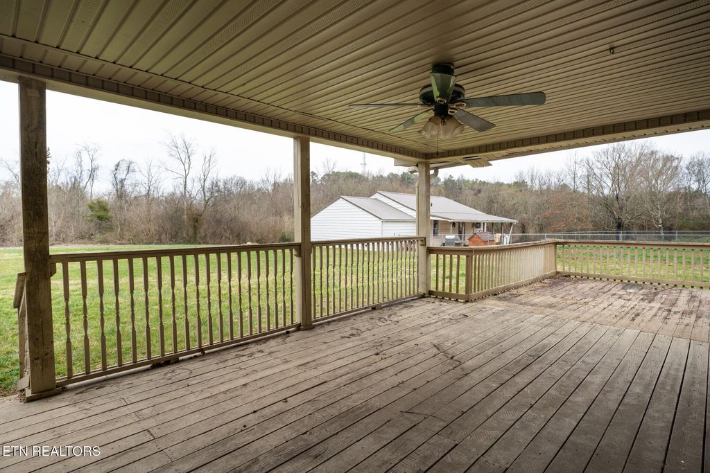 Photo of 7011 Shell Lane, Knoxville, TN 37918 (MLS # 1330836)