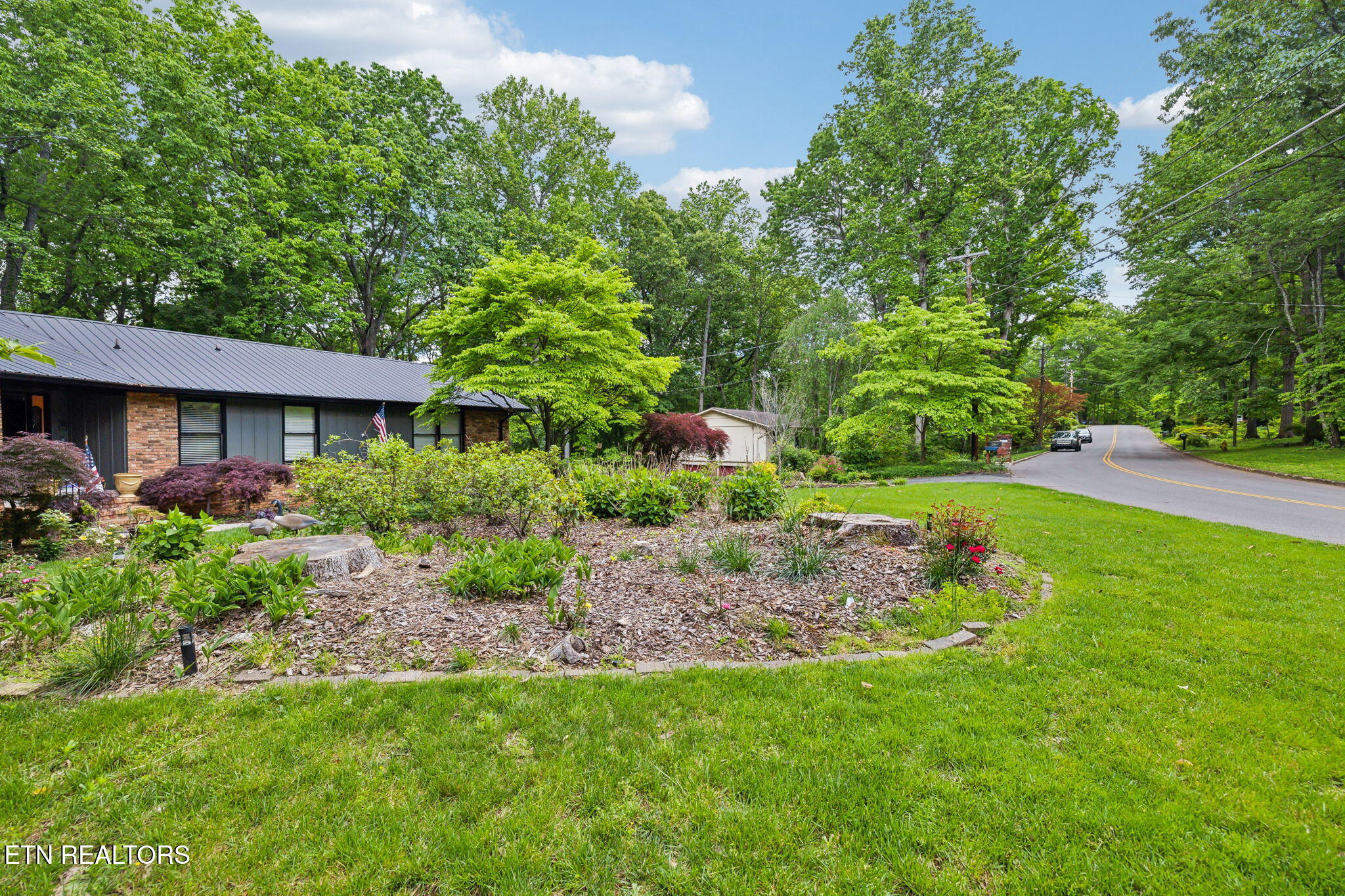 1078 W Outer Drive