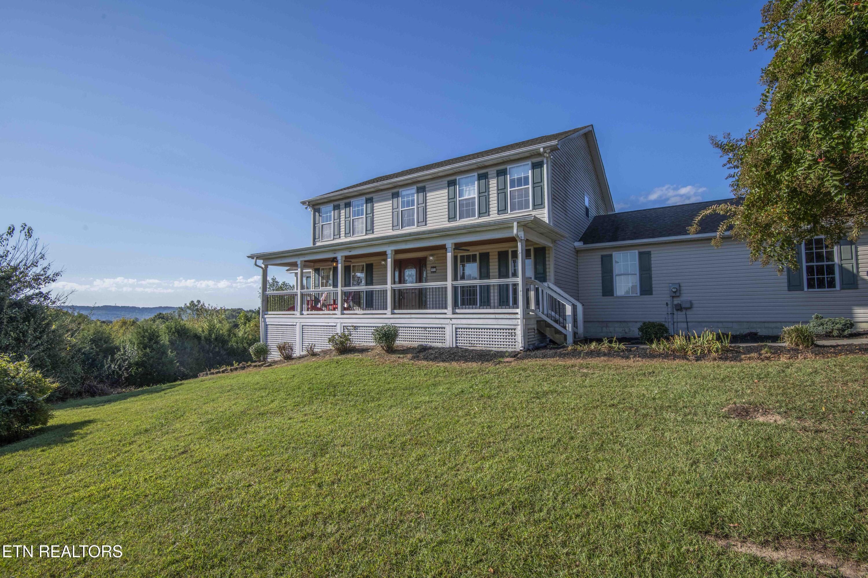 920 W Copeland Drive
