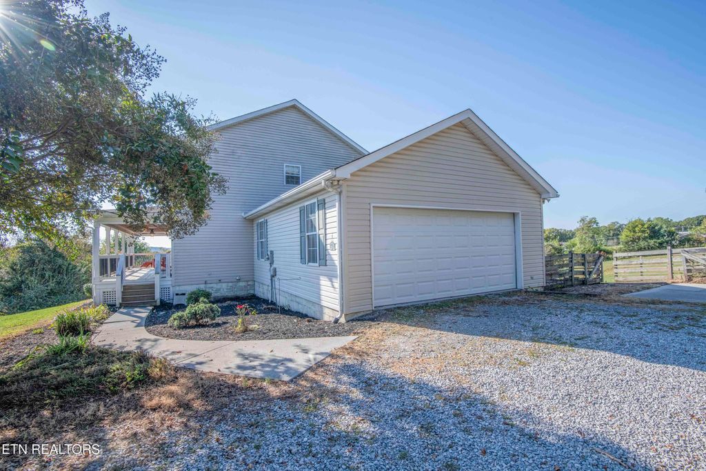 Photo of 920 W Copeland Drive, Powell, TN 37849 (MLS # 1317622)