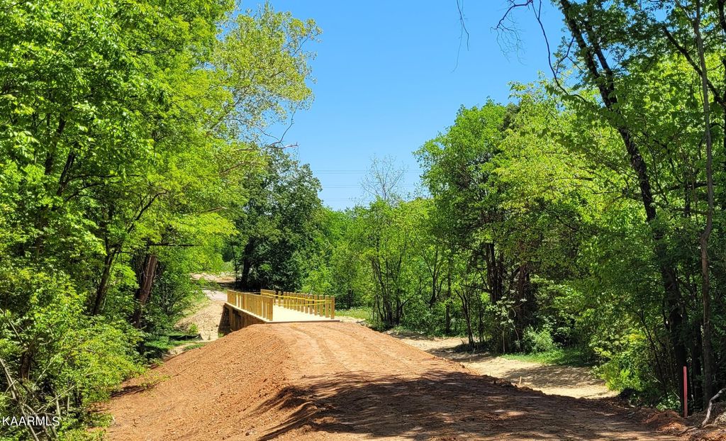 Photo of 1181 Norris Place, Alcoa, TN 37701 (MLS # 1226323)