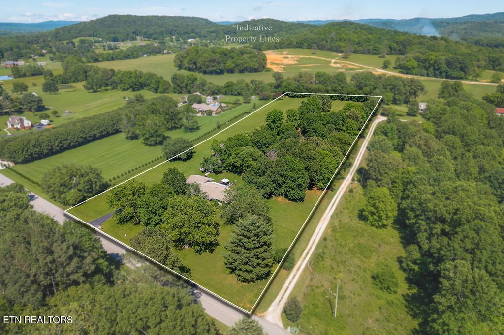 2205 Hidden Cove Rd Rd