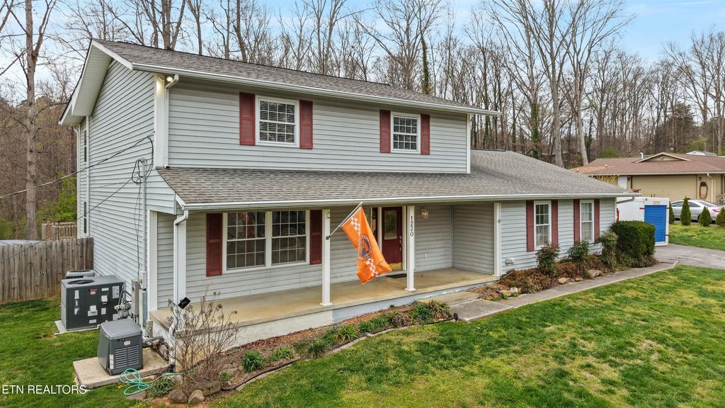 Photo of 1230 Live Oak Circle, Knoxville, TN 37932 (MLS # 1333658)