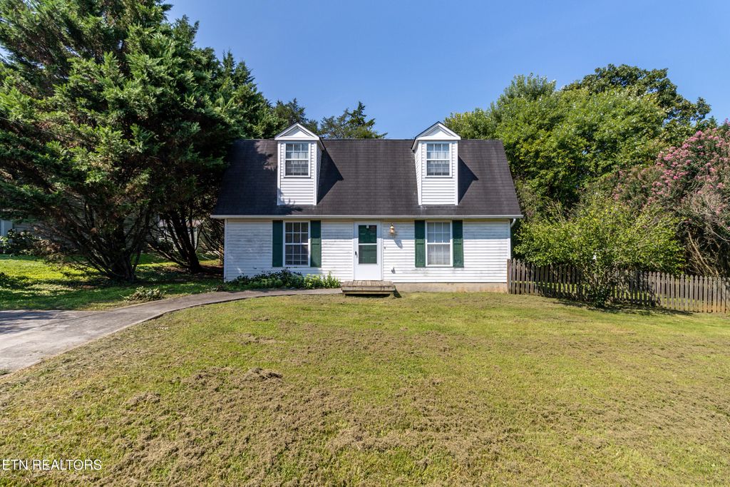 Photo of 7005 Buddy J Lane, Knoxville, TN 37918 (MLS # 1321147)