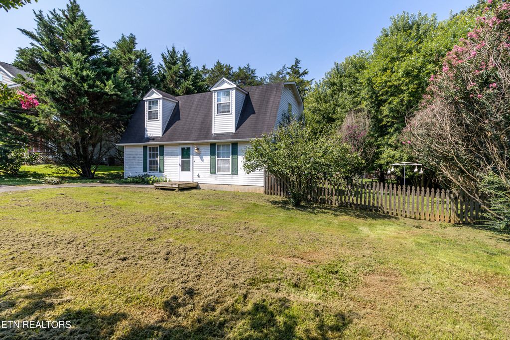 Photo of 7005 Buddy J Lane, Knoxville, TN 37918 (MLS # 1321147)