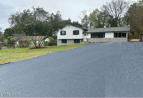 Photo of 6741 Heatherbrook Drive, Knoxville, TN 37931 (MLS # 1319937) Photo of 6741 Heatherbrook Drive, Knoxville, TN 37931 (MLS # 1319937)