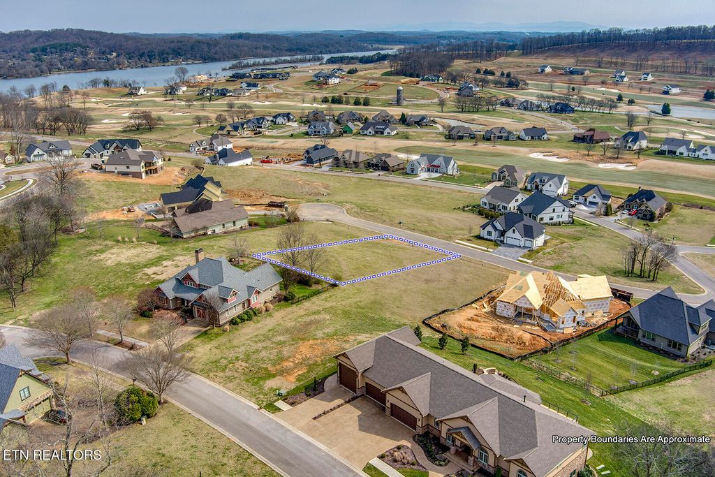 Photo of 419 Hawks Bend Bnd, Loudon, TN 37774 (MLS # 1331883)