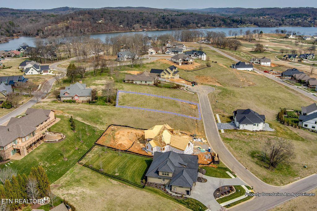 Photo of 419 Hawks Bend Bnd, Loudon, TN 37774 (MLS # 1331883)