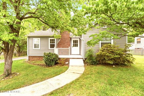 Photo of 6100 Easton Rd, Knoxville, TN 37920 (MLS # 1340482)