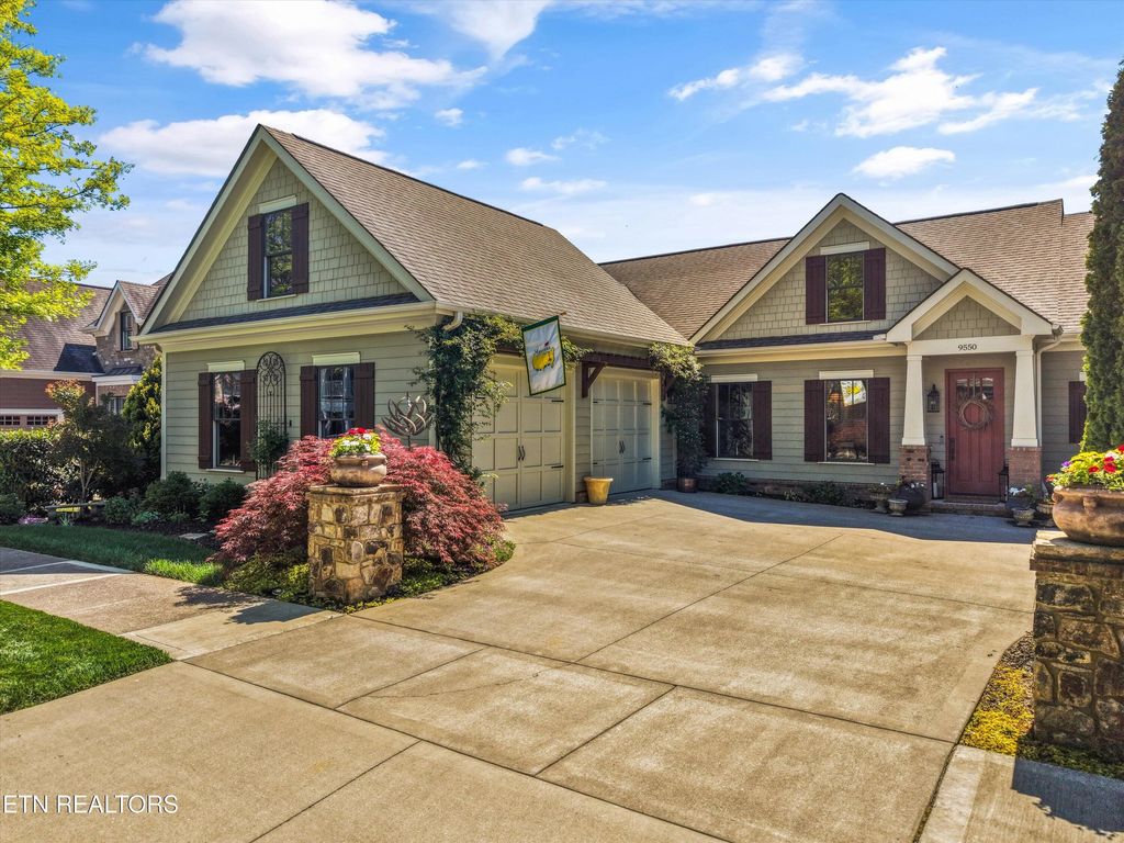 Photo of 9550 Clingmans Dome Drive, Knoxville, TN 37922 (MLS # 1338104)