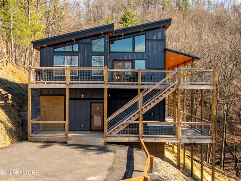 3265 Emerald Springs Loop Sevierville TN 37862