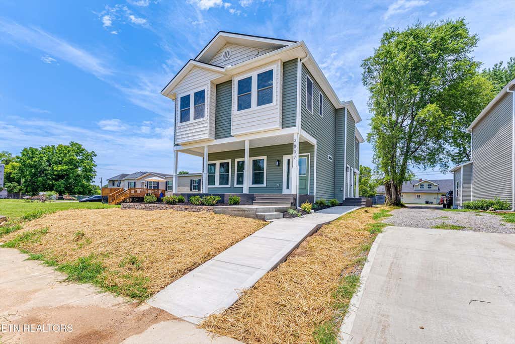 Photo of 2807 Martin Luther King Jr Ave, Knoxville, TN 37914 (MLS # 1347458)