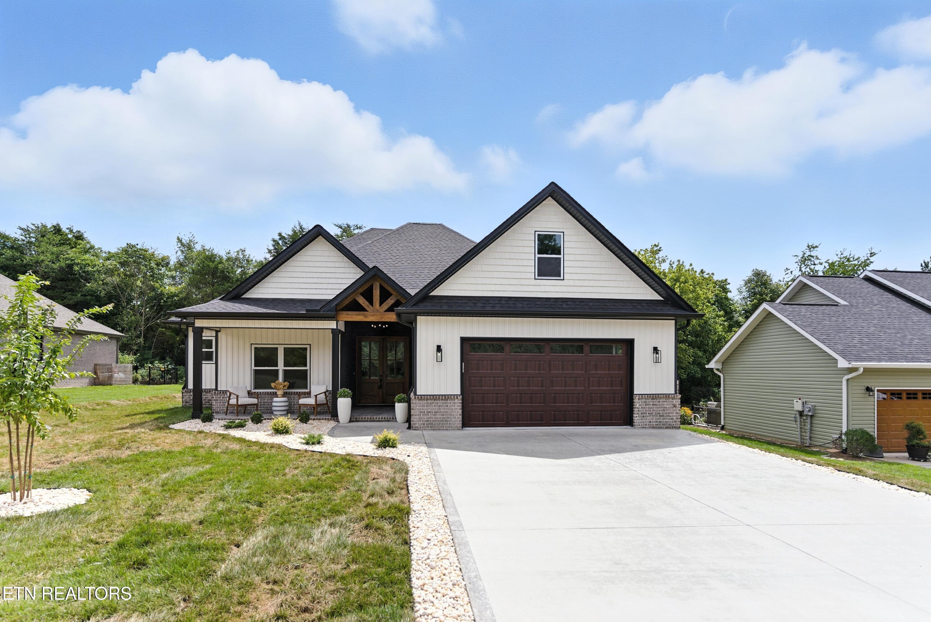 149 Gado Way