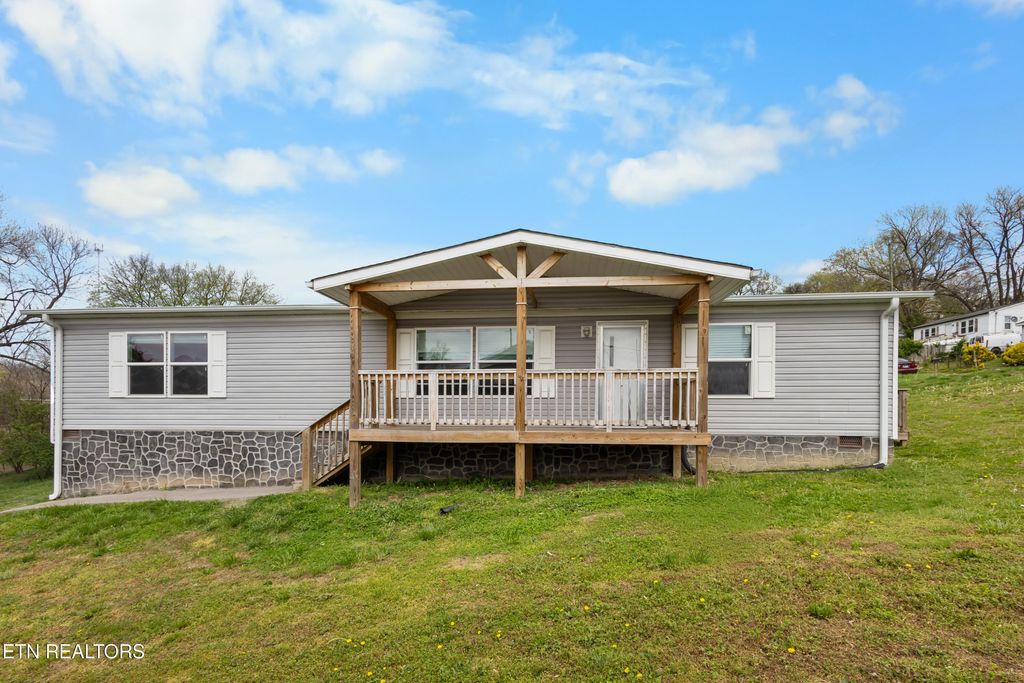 Photo of 1931 Massachusetts Ave, Knoxville, TN 37921 (MLS # 1334980)