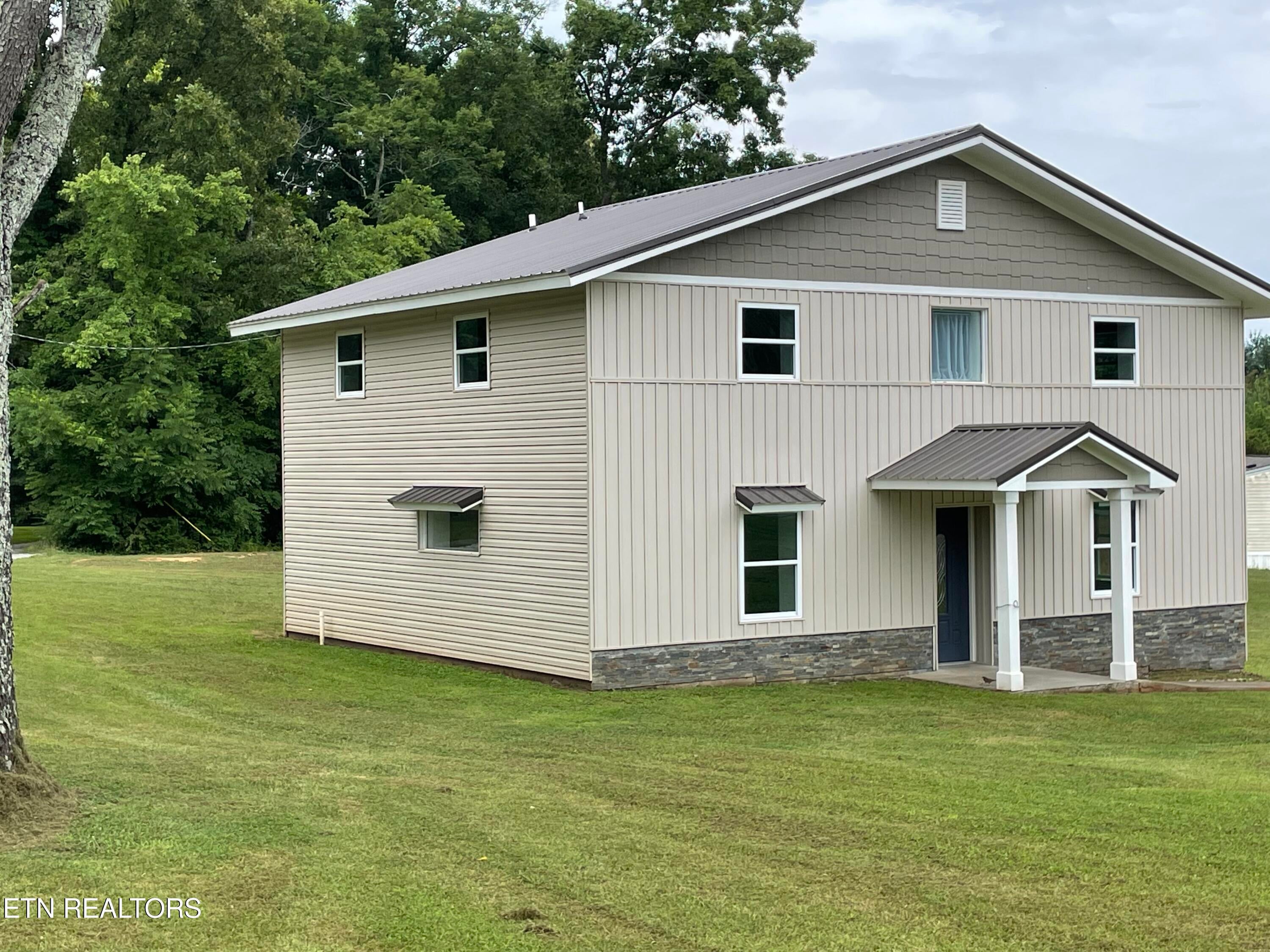 359 Community Drive