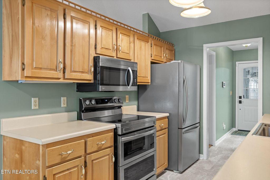 Photo of 29 Mockingbird Drive, Crossville, TN 38555 (MLS # 1321933)