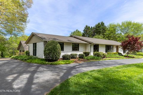 Photo of 5413 Riverbend Drive, Knoxville, TN 37919 (MLS # 1336092)