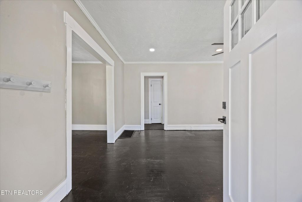 Photo of 3034 E 5th Ave, Knoxville, TN 37914 (MLS # 1326386)