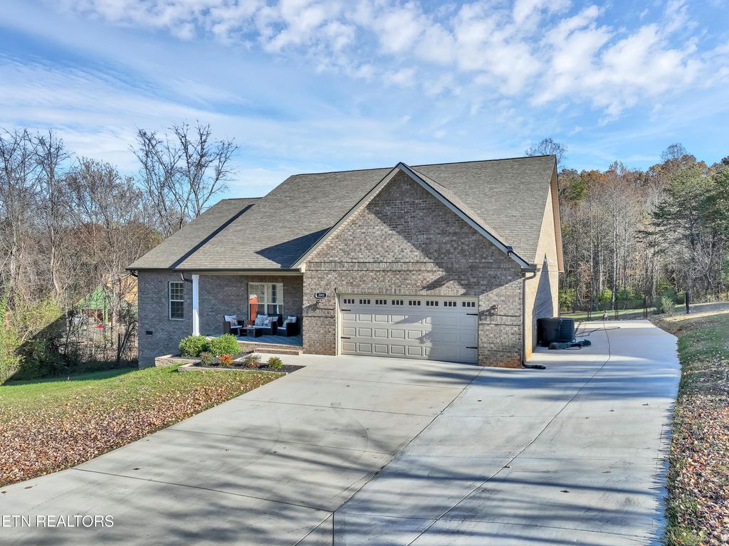 Photo of 3141 Heather Glenn Drive, Maryville, TN 37801 (MLS # 1321990)
