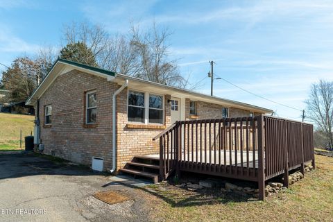 Photo of 8202 Norris Fwy Fwy, Knoxville, TN 37938 (MLS # 1330194)