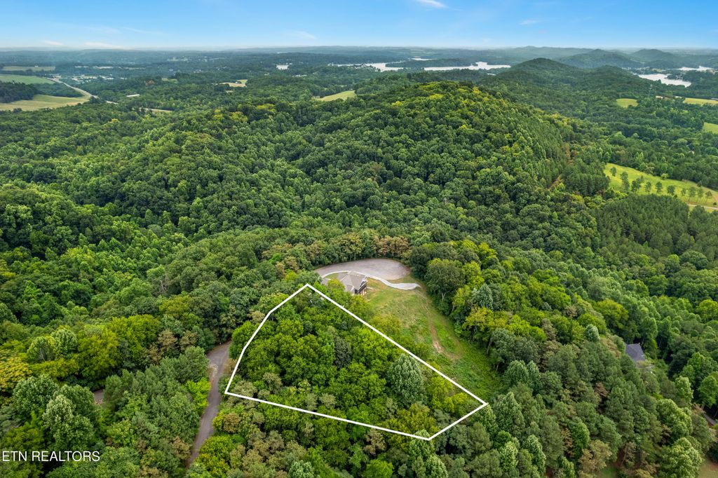 Photo of Overlook Way, Vonore, TN 37885 (MLS # 1270690)