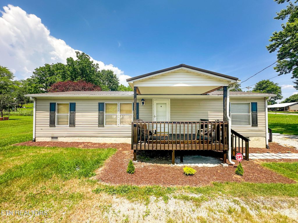 Photo of 406 W Eblen St, Rockwood, TN 37854 (MLS # 1306180)