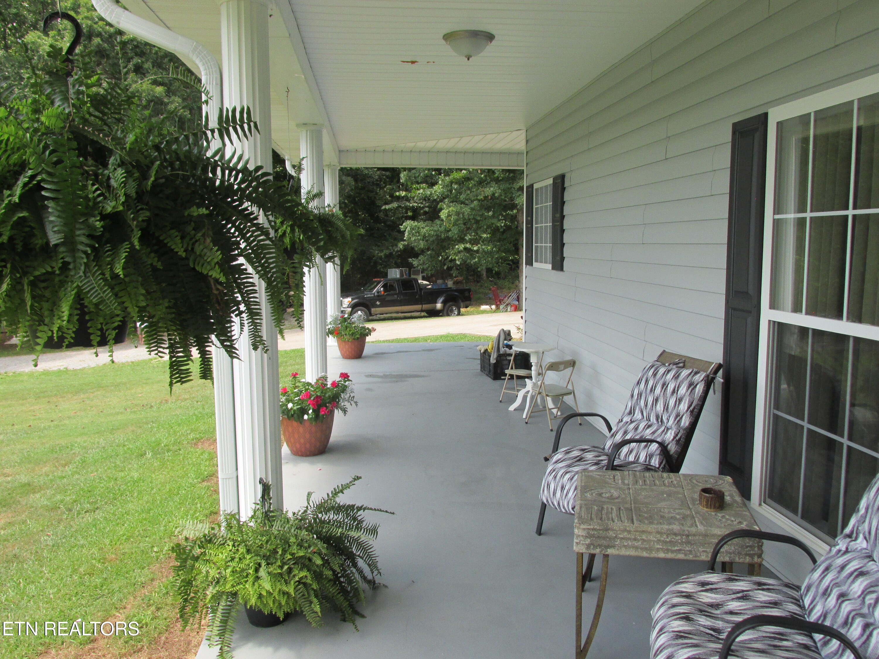 1844 Peterson Rd