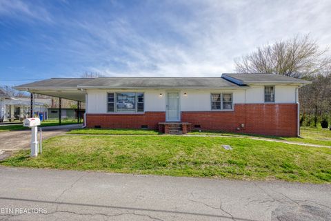 1021 Jacksboro Ave Rocky Top TN 37769