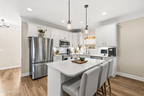 Tiny photo for 577 Timberline Drive, Lenoir City, TN 37772 (MLS # 1328213)